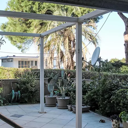 דירה Terrace By Interhome *